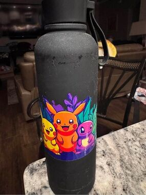 Pikachu Pokemon Mainstays Black Water Bottle